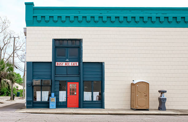 Best Portable restroom trailer rental  in Solon, IA